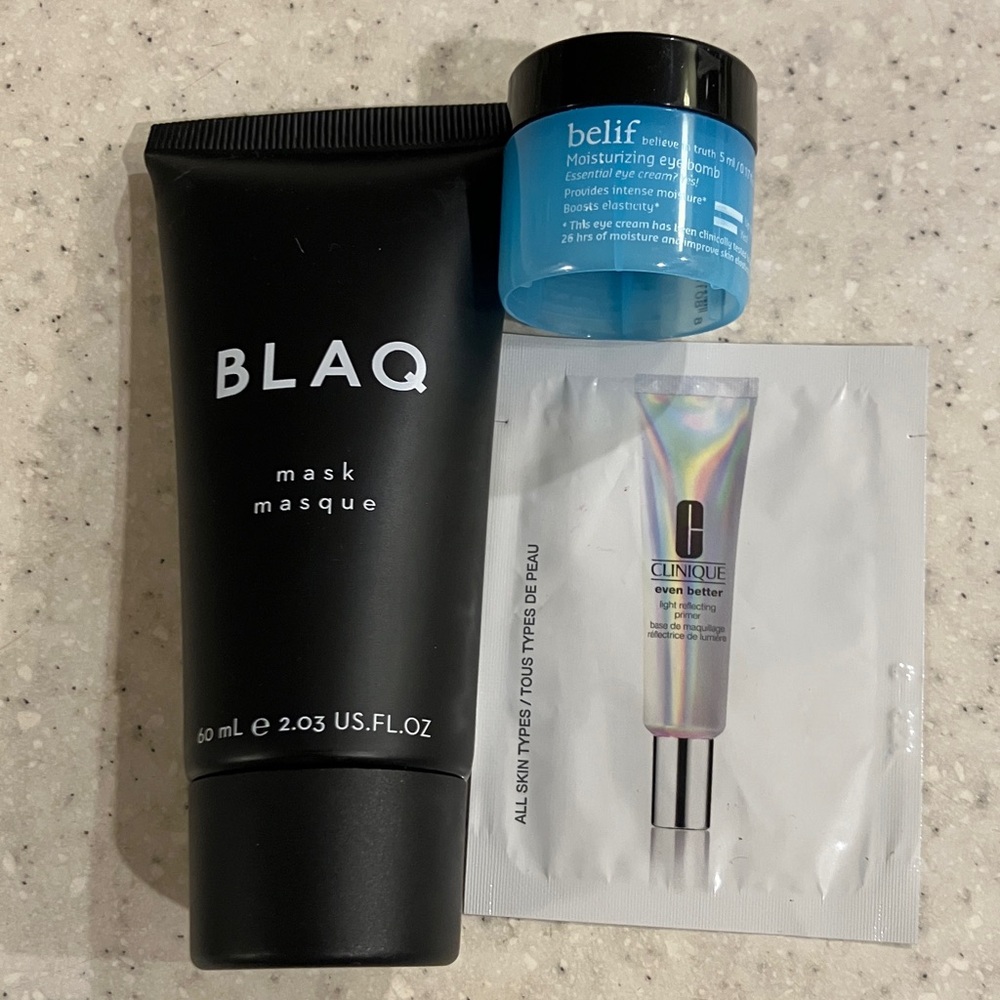 THIS BAG CONTAINS MY FACE Bundle - Facial Mask, Primer, 2 Eye Gels, 3 Lipsticks - Picture 4 of 15